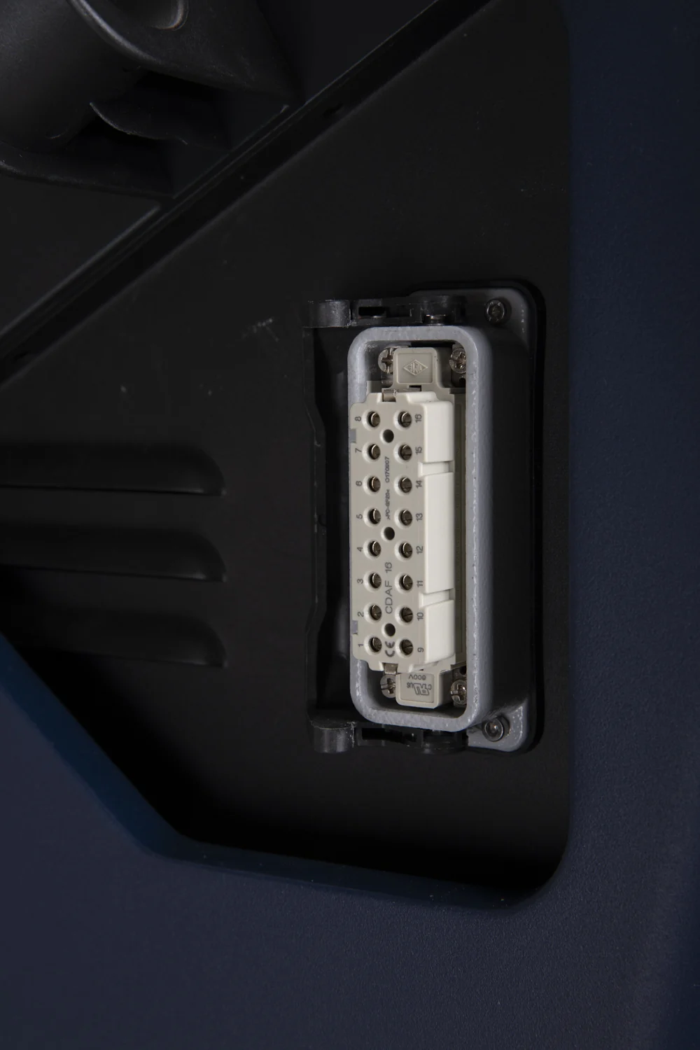Handpiece connector port
